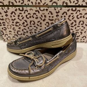 Sperry graphite silver metallic boat shoes size 8